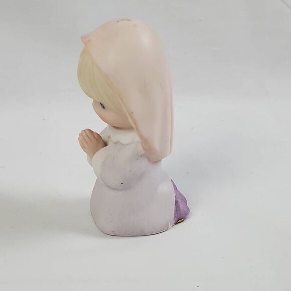 Homco 5502 Praying Girl Angel Figurine - Blonde Hooded Ceramic - Picture 2 of 6